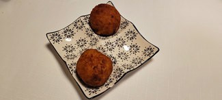 Croquetas de gamba al curry rojo