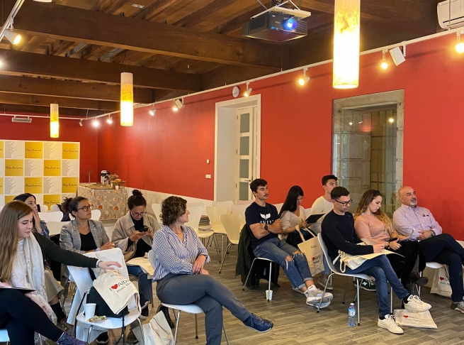 Los alumnos del Máster de Sumellería y enomarketing del Basque Culinary Center visitan la D.O Rías Baixas