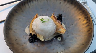 Gyozas de pato y trompetas de la muerte.