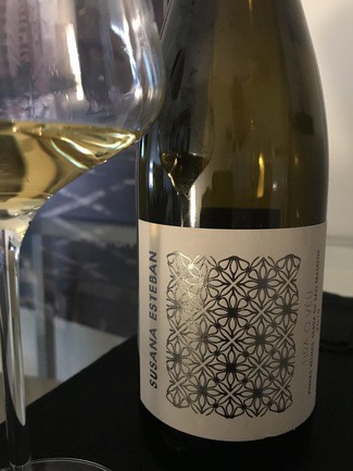 Susana Esteban "Tira o Veu" 2019