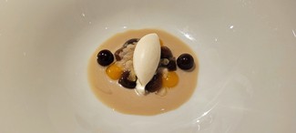 Limón con moras , yogur y menta.