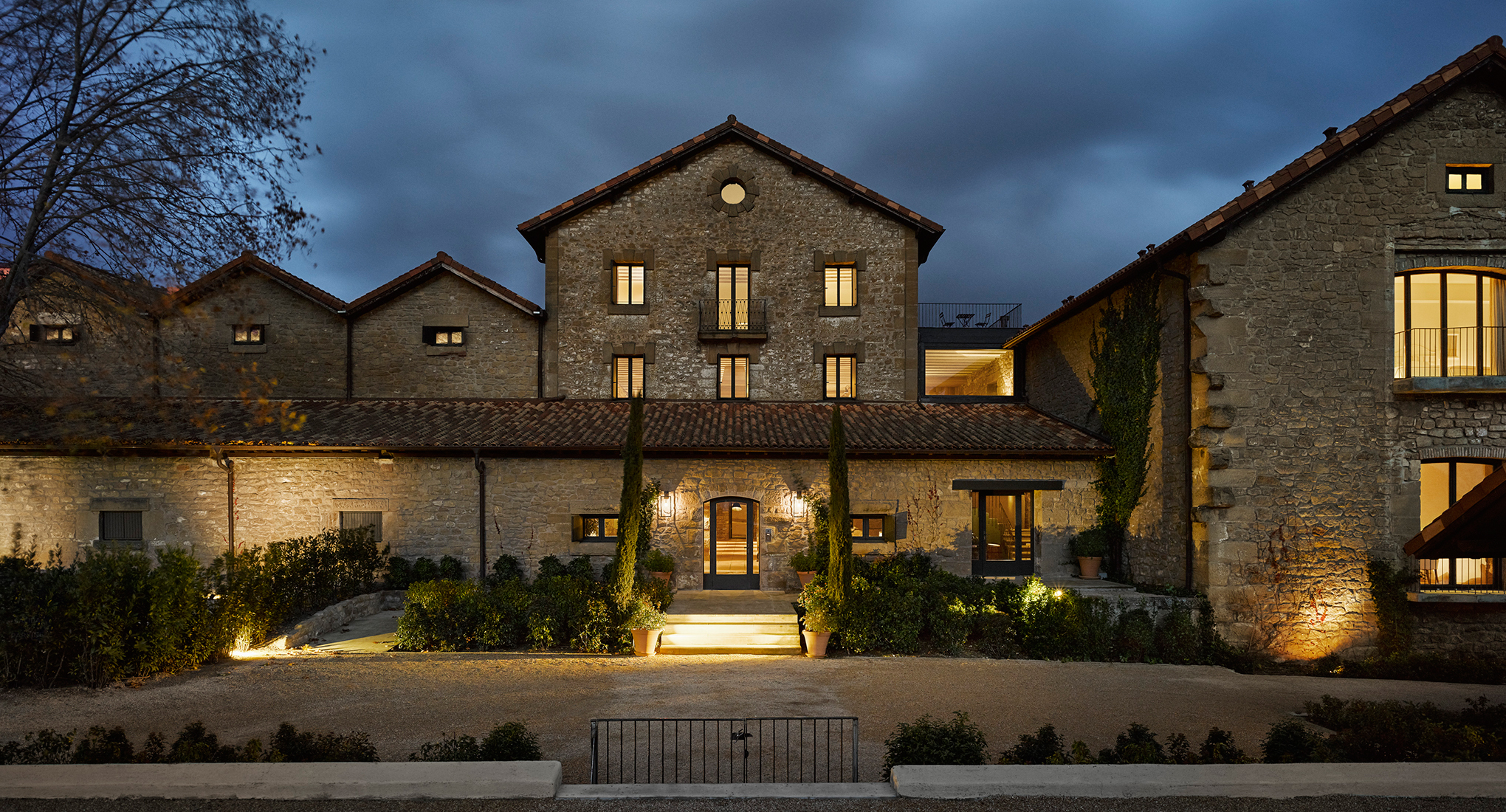 Bodegas Cosme Palacio ultima su estrategia para liderar la elaboración de vinos de prestigio en la Rioja Alavesa