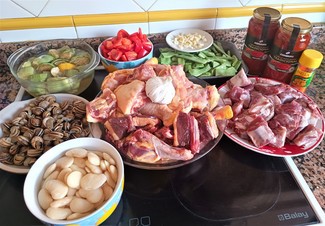 Preparativos, pato, costilla y caracoles...