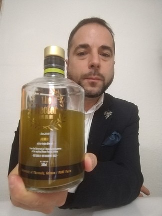 El aceite de oliva virgen extra sin filtrar "El Rector" Pelion 2021