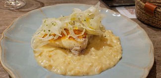 Cherne con falso risotto de apio bola e hinojo