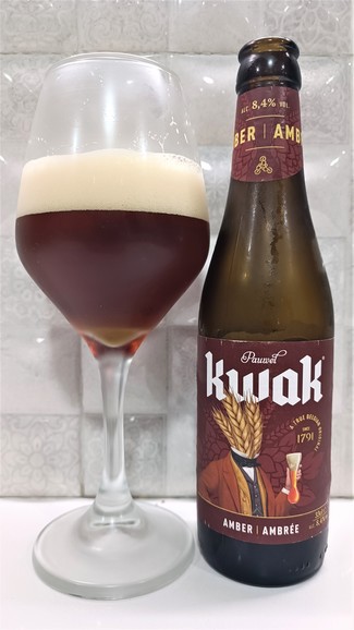 Exquisita Strong Amber Ale belga.