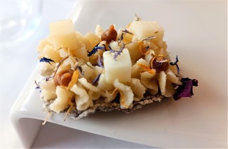 Brandada de bacalao con crujiente  y queso de Catí