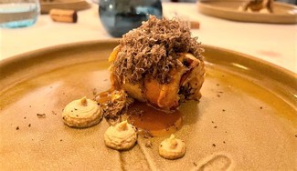 Cochinillo de Benasal con trufa y jugo de asado