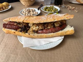 embutido y col frita