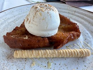 torrija y helado