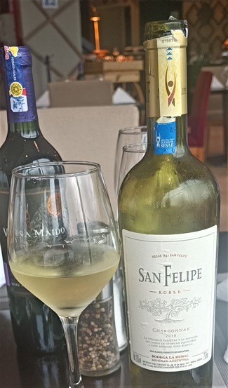 Rico chardonnay argentino
