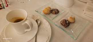 Café et petits fours