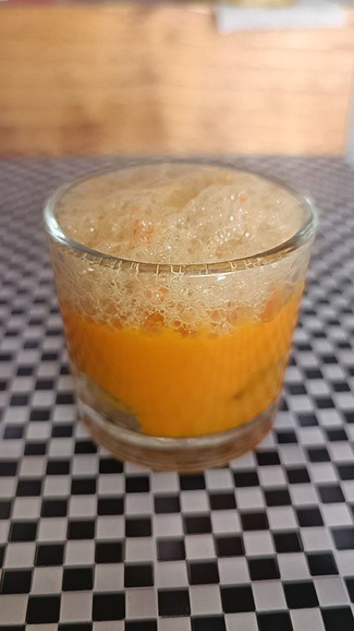 Versión del gazpacho de zanahoria encominá