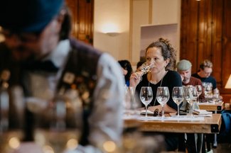 La Cava Academy estrecha lazos con la WSET en un programa completo para nuevos Formadores en Cava