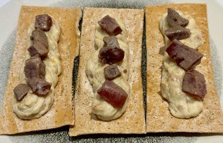 Marinera templada de atún rojo marinado