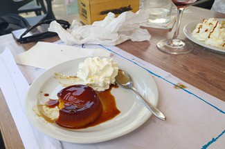 Flan con nata