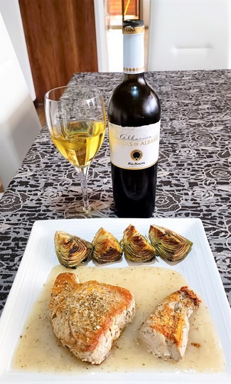 Cn la albacora a la salvia y salsa de guanábana