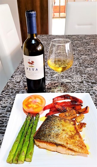 Con el salmón a la plancha