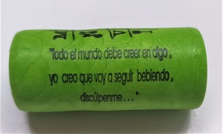 Curioso y cachondo tapón