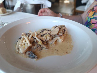 Rape al cava con setas