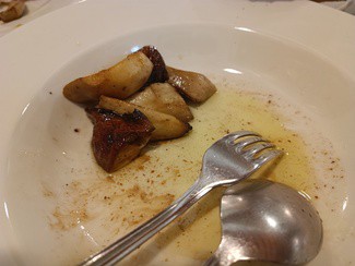 Habitas baby con jamón y setas