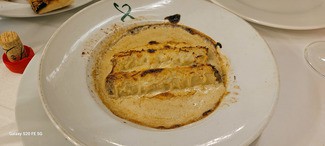 Canelones de pato con trufa negra y foie