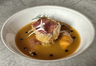 Salmonete con crema bullabesa