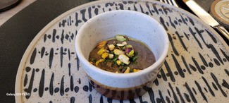 Aperitivos : Crema de setas y pistachos