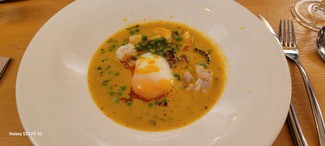 Sopa de pescado y  marisco