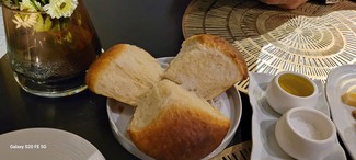 Pan de brioche abierto