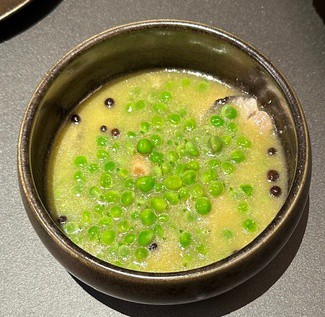 Cocochas con guisantes