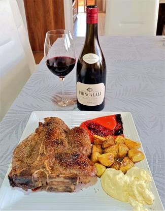 Con el Porterhouse steak de 1 Kg al tomillo.