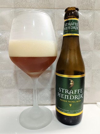 Extraordinaria cerveza, en mi top 10.