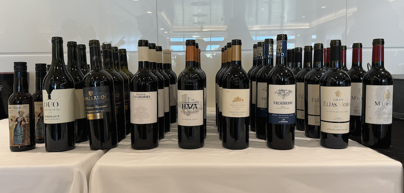 Cata Comentada en Valencia de los Mejores Vinos de la Guía 2024: Un Encuentro de Experiencias y Sabores