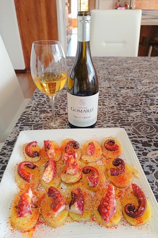 Con el "pulpo a feira"