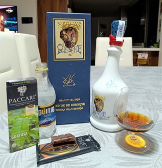 Con un chocolate Pacari 60% cacao de guayusa