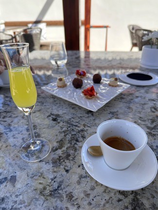 cafe limoncello