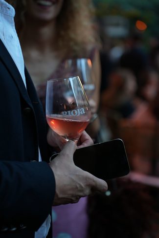 En la fiesta más esperada del verano se brinda con Rioja