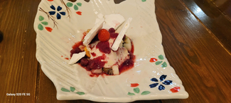 Pavlova tropical