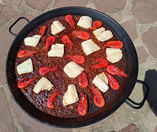 Arrocito seco a la leña de carabineros y bacalao