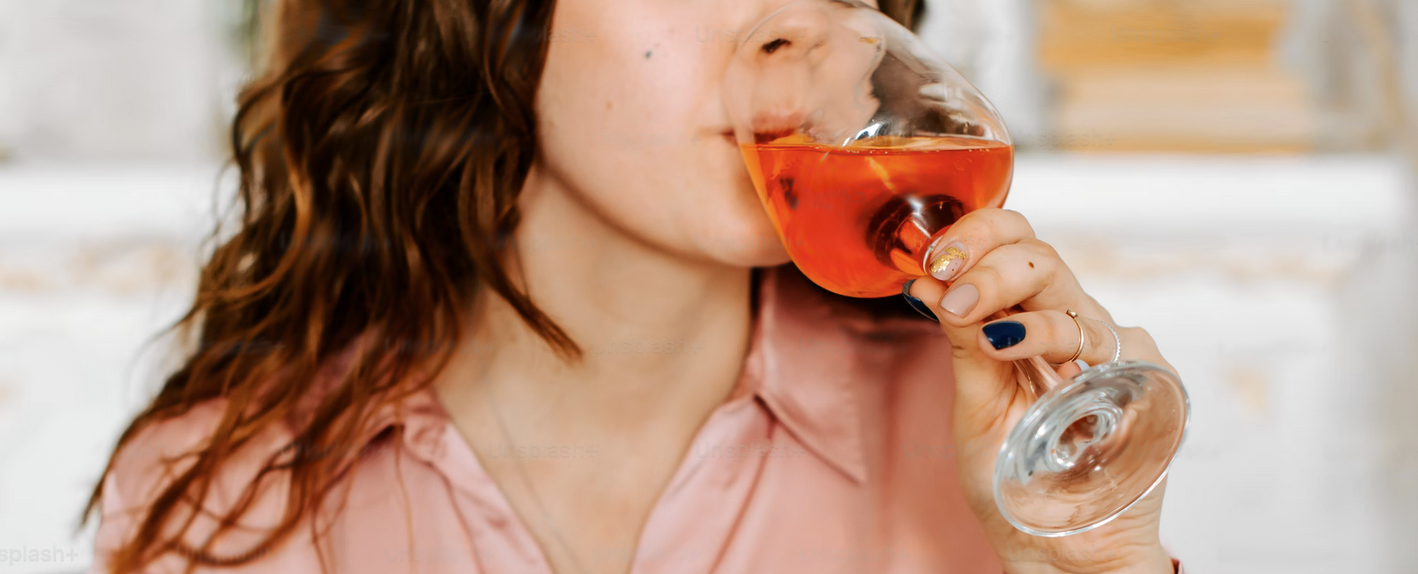 ¡Naranjas, los vinos son naranjas, ni rojos ni rosas, naranjas!