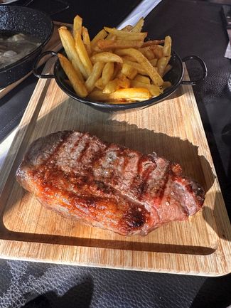 Restaurante Parrillero Fuego y Vinos en Valencia