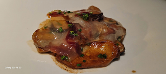 Boletus  edulis salteados con panceta y jugo de asado