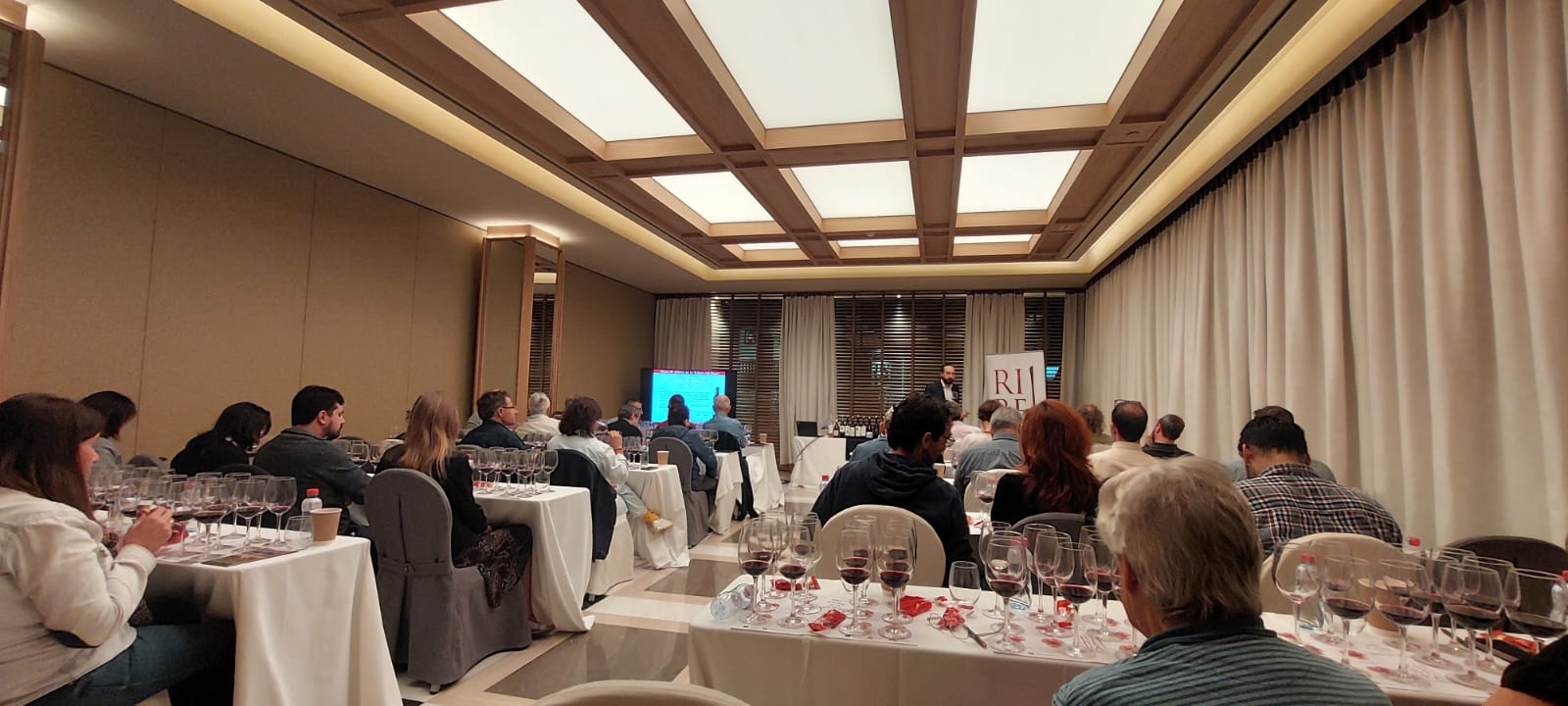 "Vinos de Altura": La Cata Prémium que brilló en la Experiencia Verema Barcelona