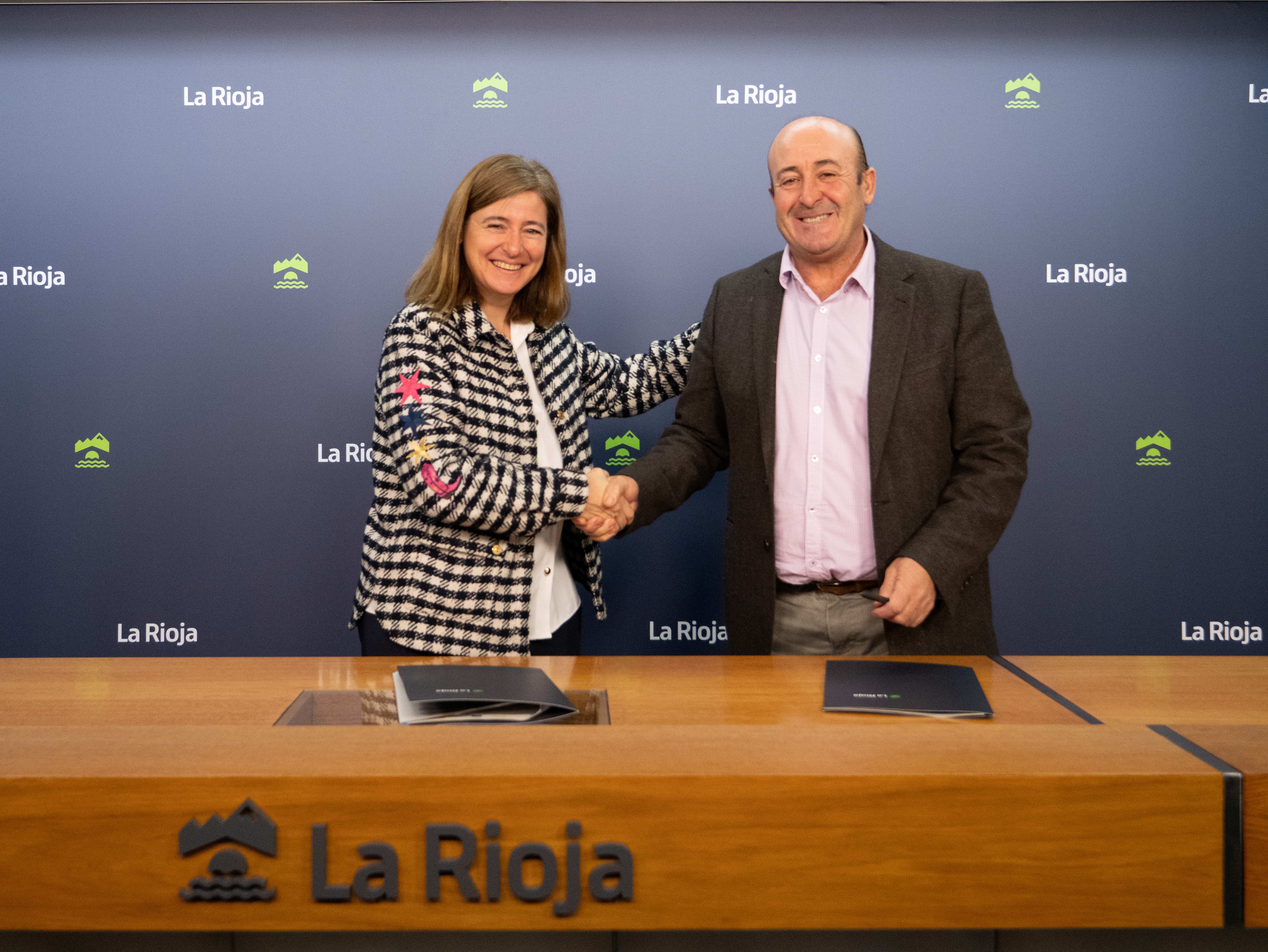 La DOCa Rioja suscribe el convenio para el desarrollo del modelo de IA aplicada a la vitivinicultura
