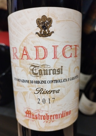 Taurasi Riserva Radici 2017