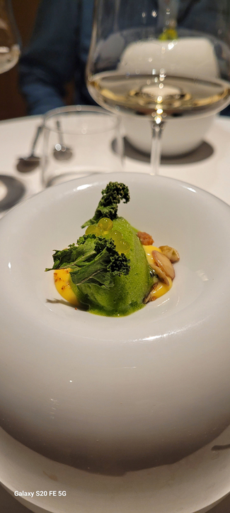 Sorbete de col kale con calabaza y aceite de oliva.