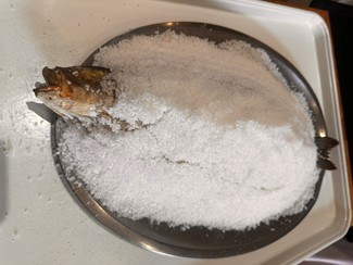 lubina a la sal