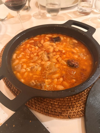 alubias con manetas