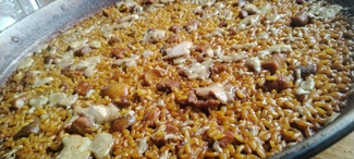 Paella de secreto boletus y foie